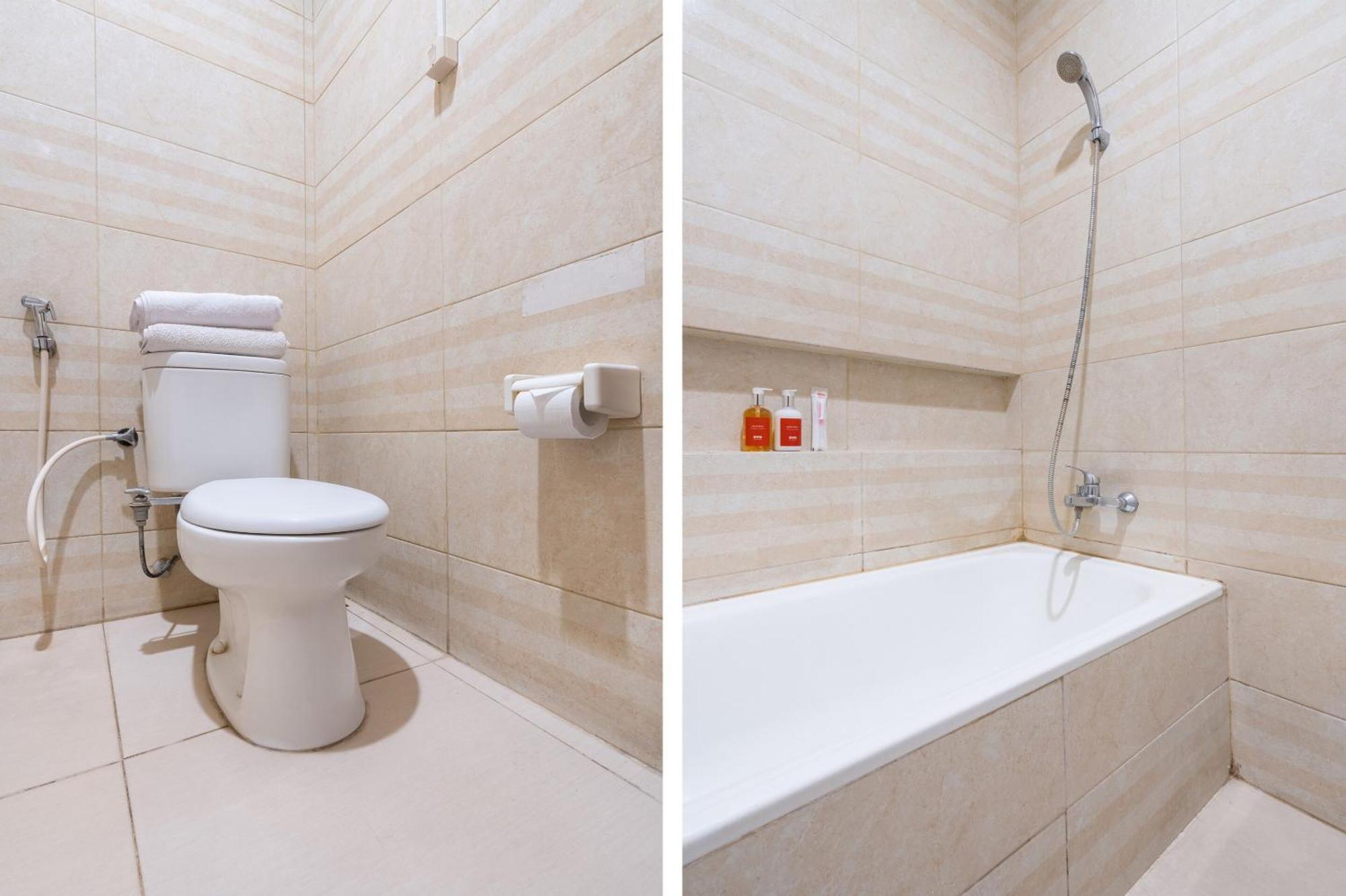 Super Oyo Flagship 91863 Metro House Hotel สุราบายา ภายนอก รูปภาพ
